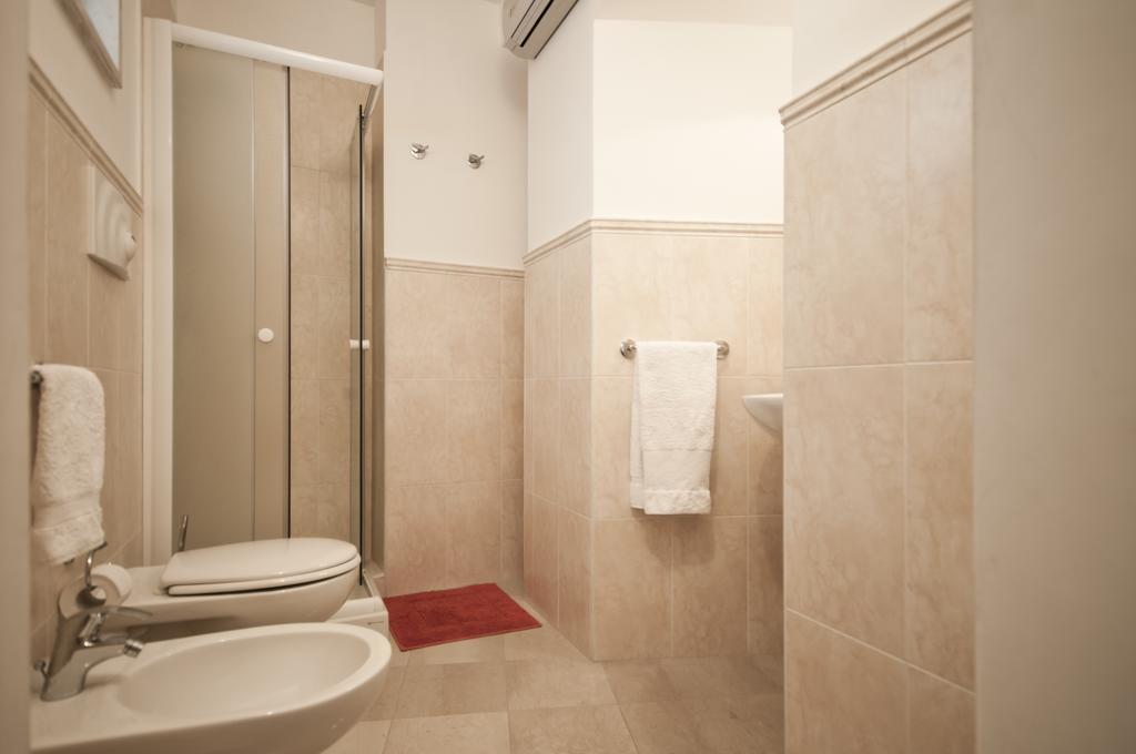 Bed And Breakfast Palazzo Santorelli Bitonto Oda fotoğraf
